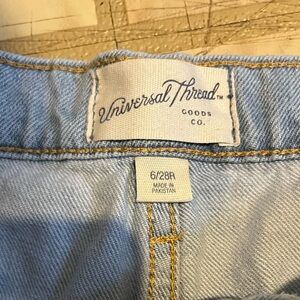 Target Brand Universal Threads Women’s Boyfriend Jeans